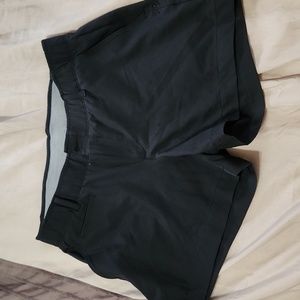 Womens UA Heat Gear Golf shorts